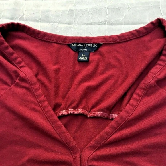Banana Republic Petite Medium Women's Shirt Maroon - Picture 3 of 3
